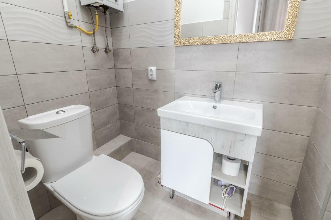 Midwheel Apartment 9 Lviv Kültér fotó